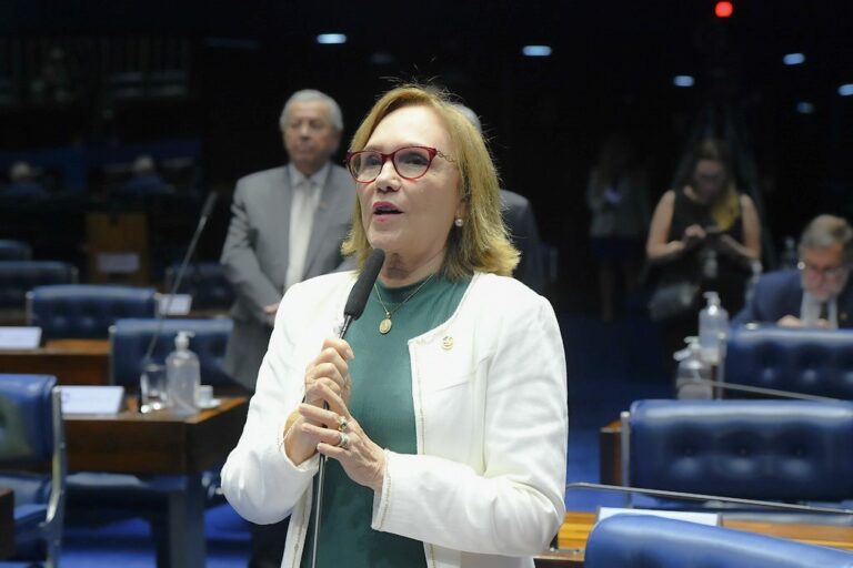 Com voto de Zenaide, Senado aprova cadeia para quem vicia menores em drogas e álcool